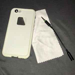 iPhone 6 Lifeproof and brand new charger